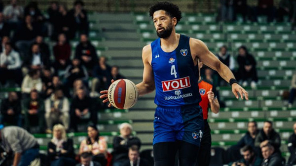 Budućnost osigurala Top 8 – "Nebeski" Mejs zadivio "Moraču" VIDEO