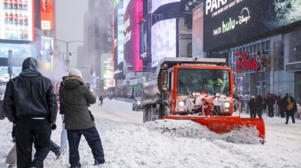 Očekuje se više od 70 centimetara snega; Na snazi totalna zabrana kretanja FOTO/VIDEO