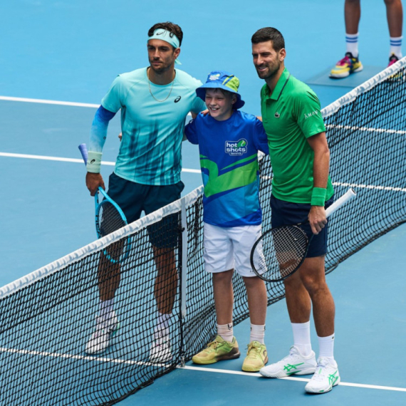 Đoković greši kao na traci