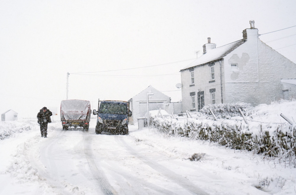Belo čudovište ne popušta – više od 50 mrtvih; Ljudi u paklu, truju se dok pokušavaju da se ugreju FOTO/VIDEO
