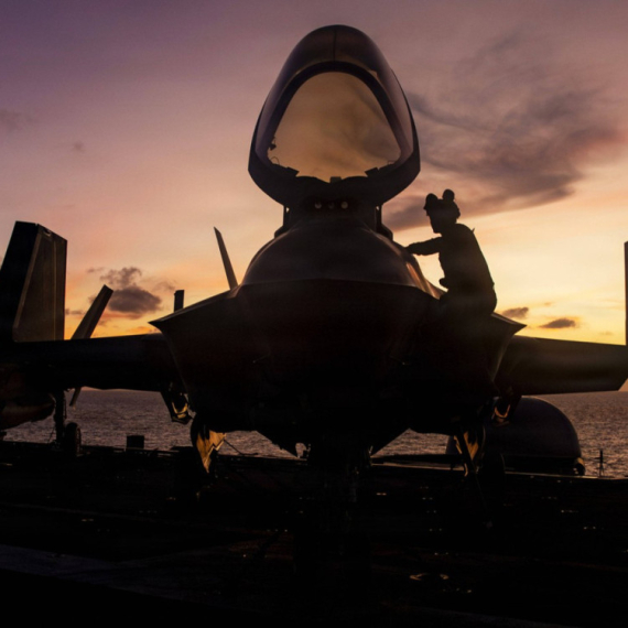 Armada prešla u "ghost mode" i nastala je mrtva tišina FOTO/VIDEO