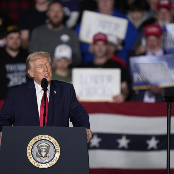 Tramp: Nisam rasista; Počinje "novi vek" uspeha za Afroamerikance