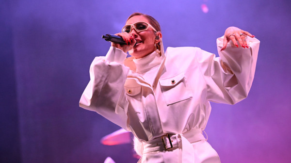 Senidah šokirala fanove: Svi nagađaju šta će se desiti 28. februara u Spensu