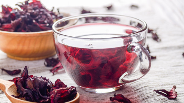 Ovaj čaj može da bude izuzetno koristan u borbi protiv visokog pritiska: Evo kako da ga konzumirate