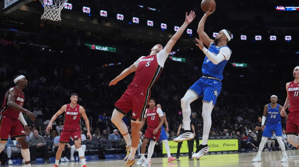 Jović nevidljiv u porazu Majamija – Niksi bolji od Rajakovićevog Toronta VIDEO