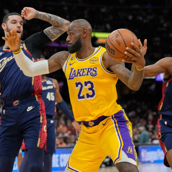 Lebronove suze u Ohaju – Kavsi bez milosti za Lejkerse