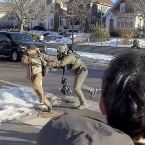 Osvanuo novi snimak Pretija; Žestok sukob s agentima ICE-a VIDEO