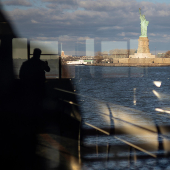 "Izrešetana" Statua slobode FOTO