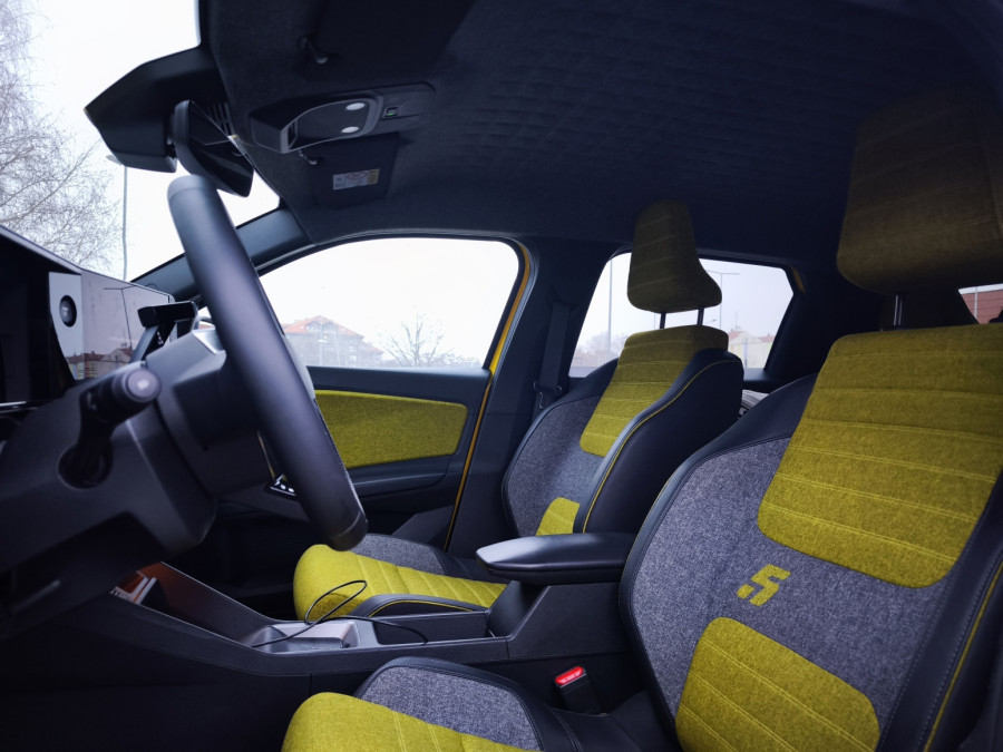 Vozili smo: Renault 5 E-Tech – klasa je večna