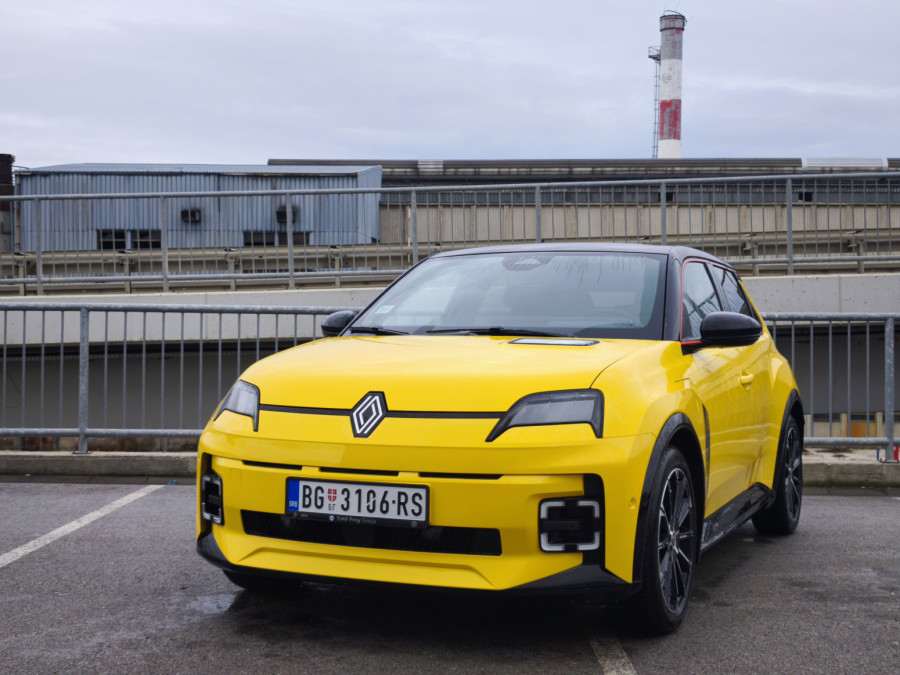 Vozili smo: Renault 5 E-Tech – klasa je večna