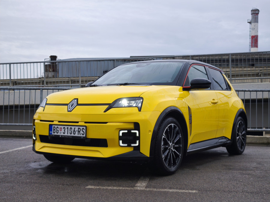 Vozili smo: Renault 5 E-Tech – klasa je večna