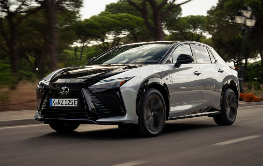 Lexus oborio sve rekorde: 2025. je najbolja godina u istoriji marke