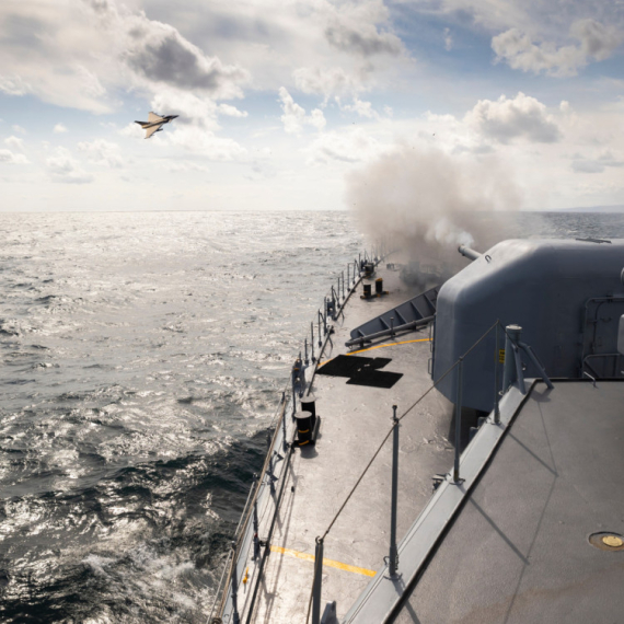 Formira se novi vojni savez? Vode se tajni razgovori, stigli ratni brodovi