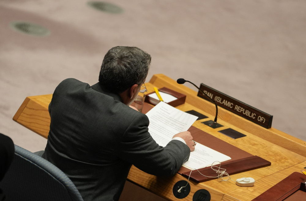 "Teroristi" pobesneli: Dolivate ulje na vatru