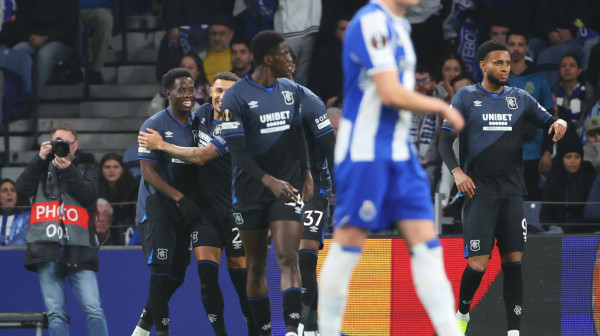 Pršti u Ligi Evrope – Zvezdi se poklapaju dešavanja za osminu finala