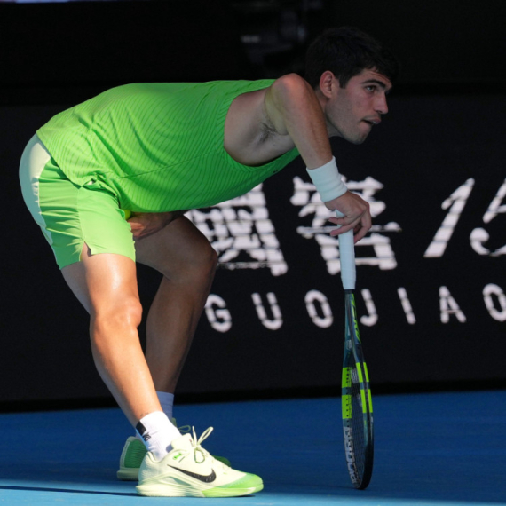 Šok u Melburnu – Alkaras vodio 2:0, a sada igra na jednoj nozi!