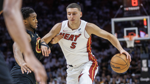 Jovića i dalje ne sluša šut – Majami posle drame do pobede VIDEO