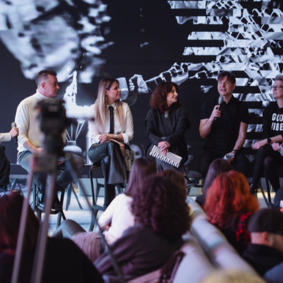 Otac modernog AI, globalni strateški autoritet i žena iza rasta tehnoloških divova stižu na Dane komunikacija