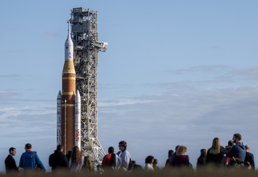 Ljudi se vraćaju na Mesec prvi put posle 50 godina FOTO/VIDEO