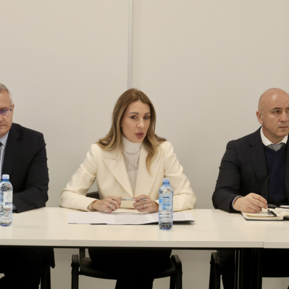 Đedović Handanović: Dobijamo 100.000 tona naftnih derivata više; Dodatna sigurnost za Srbiju VIDEO