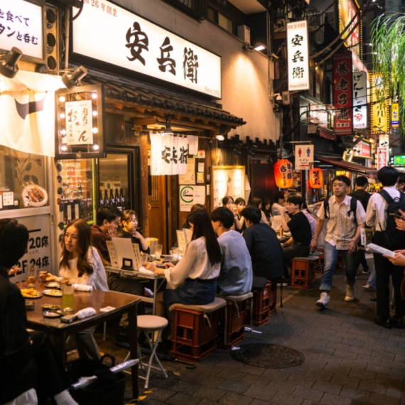 Klubovi u Japanu uveli suluda ograničenja: "Ulaz samo za mlađe od 39 godina" VIDEO