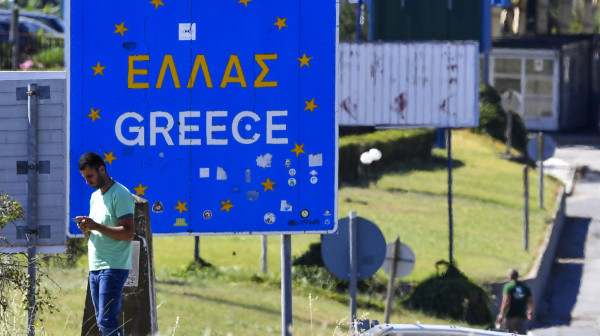 Haos na granicama i stroge kazne u Grčkoj: Turistima iz Srbije stižu upozorenja za leto VIDEO