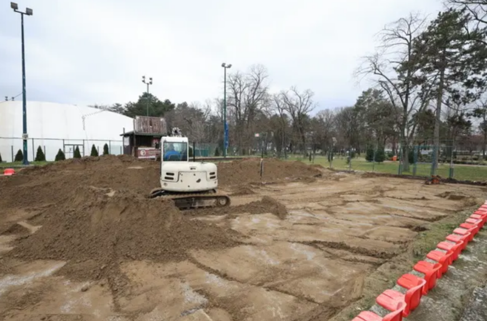 Počela rekonstrukcija još jednog sportskog sadržaja u gradu FOTO