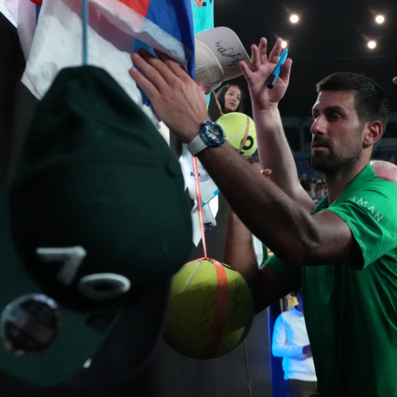 "Đoković nije samo najveći teniser ikada, već i sportista"