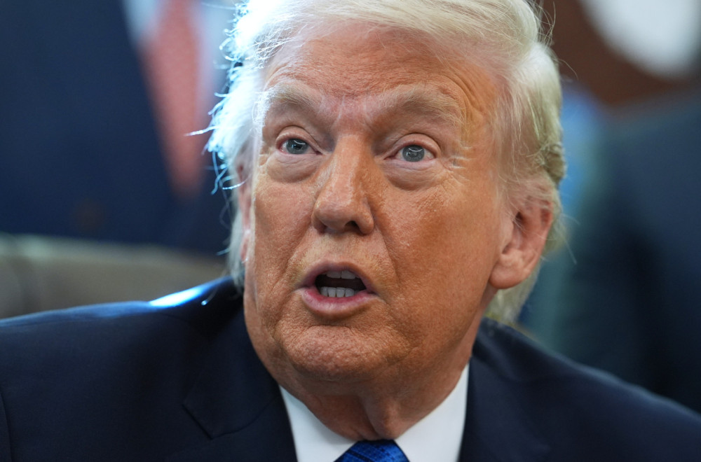 Isplivale prijave u slučaju Epstajn: Tramp optužen za silovanje devojčica, trgovinu decom, pretnje ubistvom?