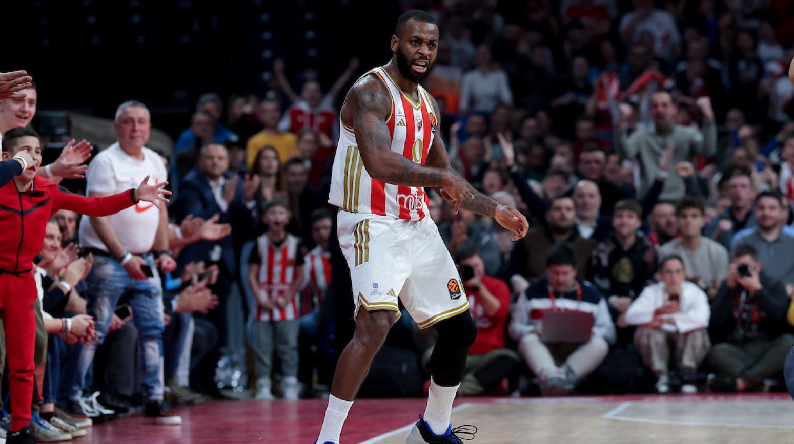 Zvezda odbila nalet Dubaija!