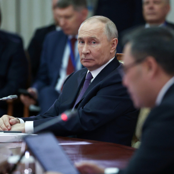 Avion sleteo u Moskvu; Održan hitan sastanak – poznato ko je bio kod Putina FOTO/VIDEO