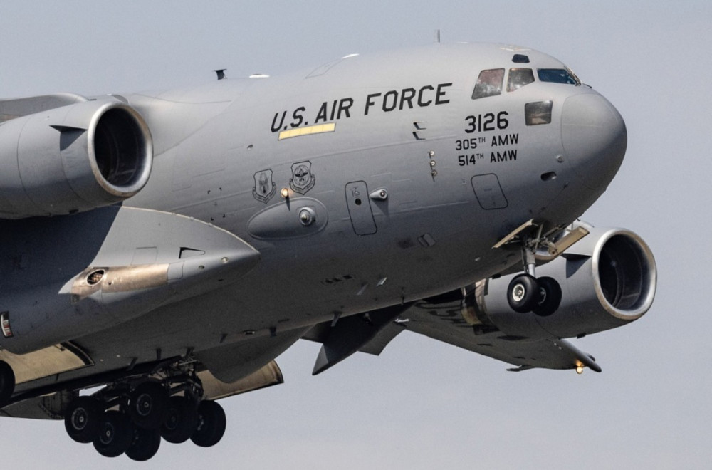 "Njuškač bombi" stigao u Britaniju; Svet drhti pred mogućim sukobom FOTO