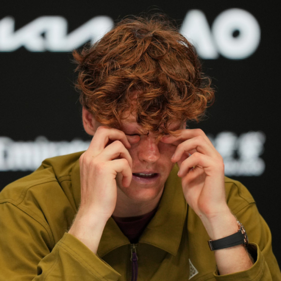 Siner ovakve mečeve ne može da dobije