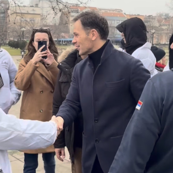 Mali sa građanima: Borimo se za bolji Beograd i bolju Srbiju, dan po dan, korak po korak VIDEO