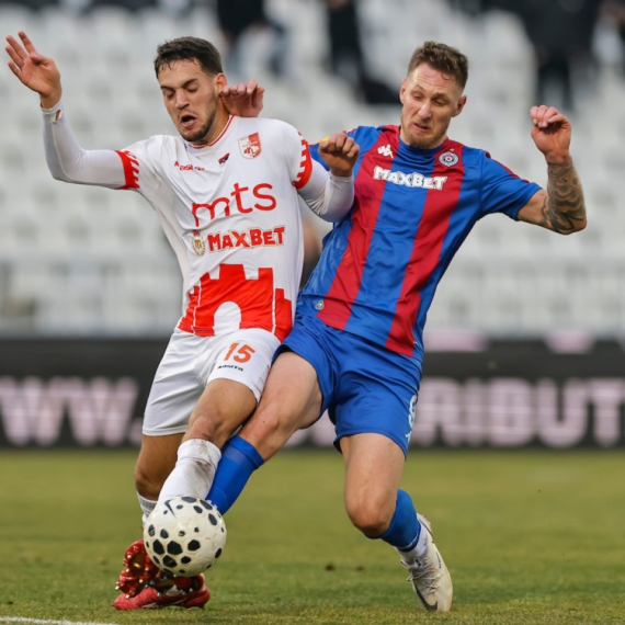 Crveni karton u Humskoj