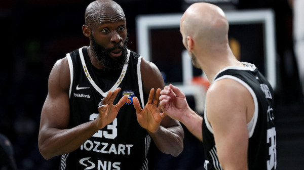 Partizan se raspucao – opet dvocifrena prednsot