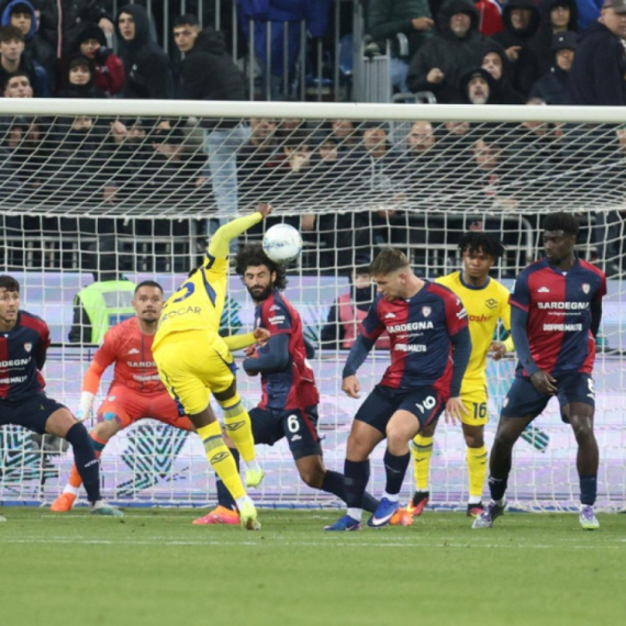 Kaljari kaznio Veronu