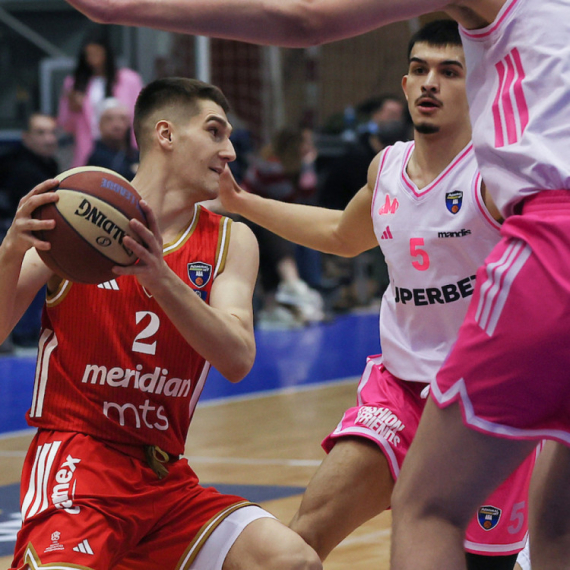Zvezda došla do igre – crveno-beli istopili prednost Mege