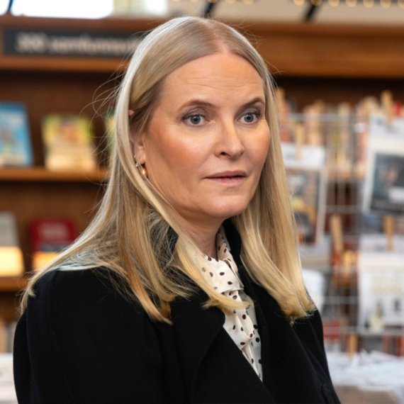 Norveška princeza Mete Marit povezana sa Epstajnom: Stotine mejlova otkrilo njihove susrete