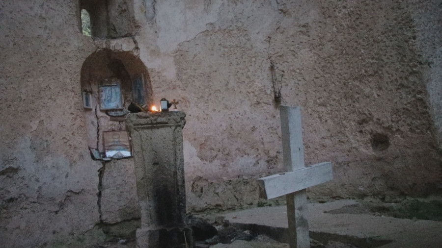 U ovoj misterioznoj crkvi kod Topole se srpska vojska pričešćivala kad je bilo najvažnije FOTO