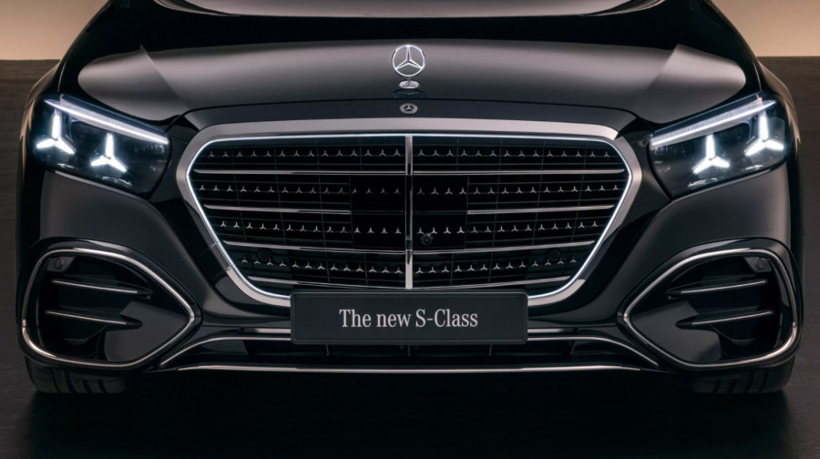 Nova S klasa osvetljava put kao nikad pre: 50.000 LED dioda u službi bezbednosti FOTO