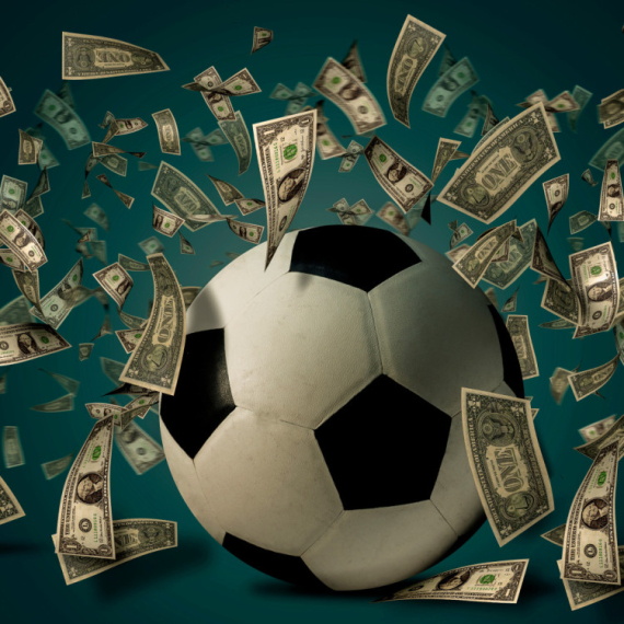 Premijerligaš želi Srbina!; Benzemina saudijska "bomba"; Liverpul doveo štopera za 60 miliona