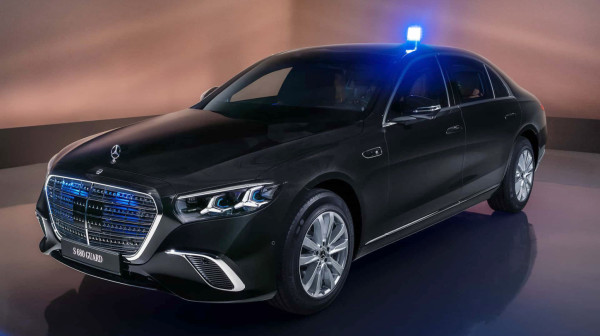 Novi blindirani Mercedes S klase V12 primiće metak umesto vas FOTO