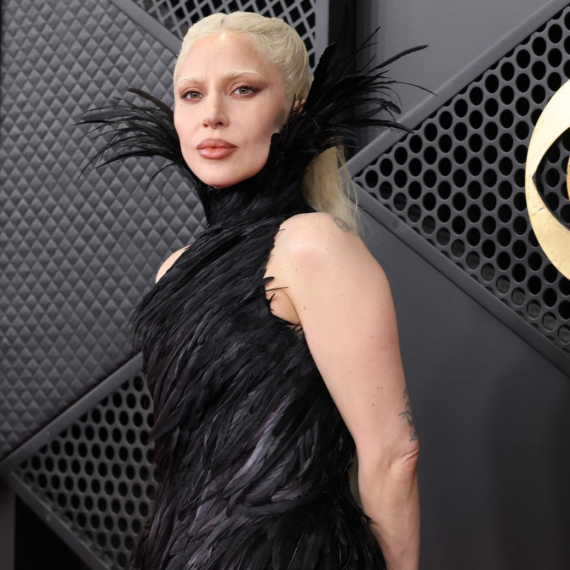 Da li bi trebalo da se plašimo ili da budemo očarani? Ova žena je umetnost FOTO