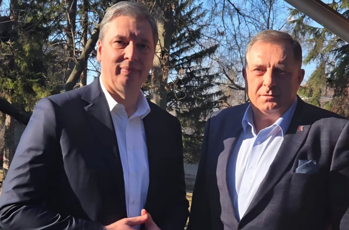 Vučić se sastao sa Dodikom: O najvažnijim pitanjima, saradnji i ulozi srpkog naroda u Evropi i svetu FOTO