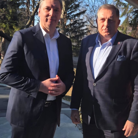 Vučić se sastao sa Dodikom: O najvažnijim pitanjima, saradnji i ulozi srpkog naroda u Evropi i svetu FOTO