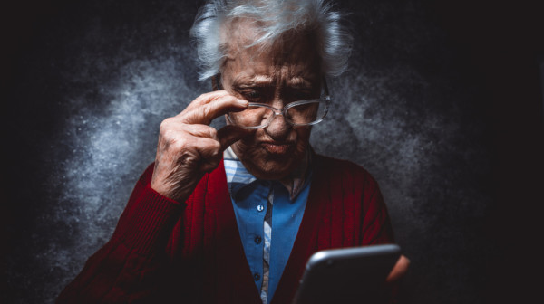 Revolucija u borbi protiv demencije: Nova tehnologija i pametne naočare FOTO