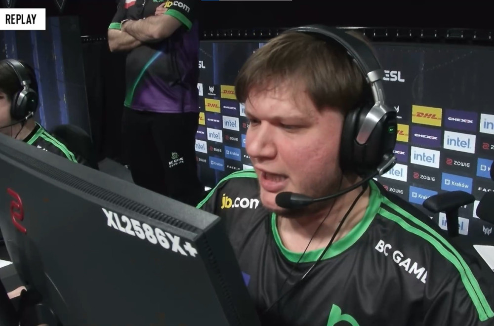 S1mple izgubio živce pred kamerama, odbrusio saigraču - B92