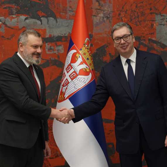 Vučić sa novoimenovanim ambasadorom Ukrajine: Želje za uspešan rad i prijatan boravak u Srbiji FOTO