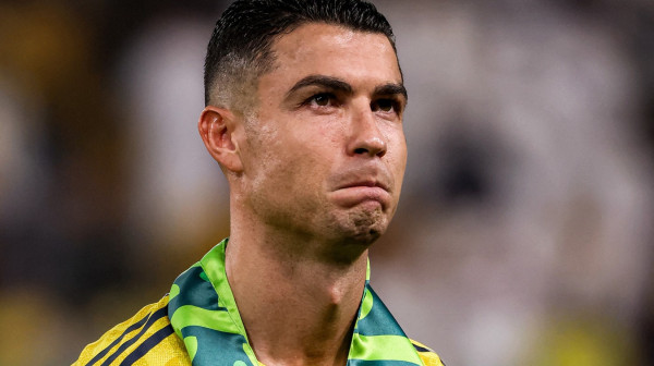 Ronaldo u svojim novinama najavio odlazak!